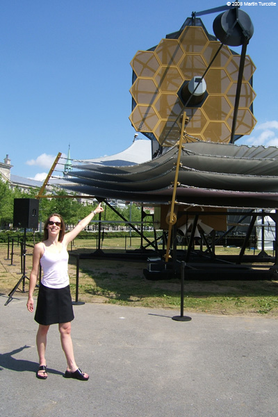 Marie-Hélène Cyr - James Webb Space Telescope full-scale model in the Old Port of Montreal (July 12, 2008)